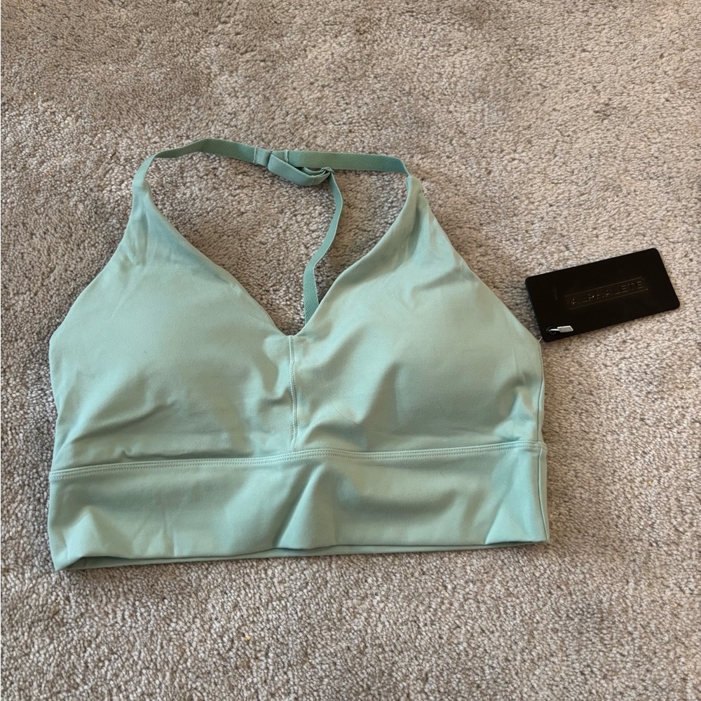 Alphalete sports bra